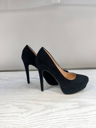 Chinese Laundry - Women's Wow Micro Suede Pumps