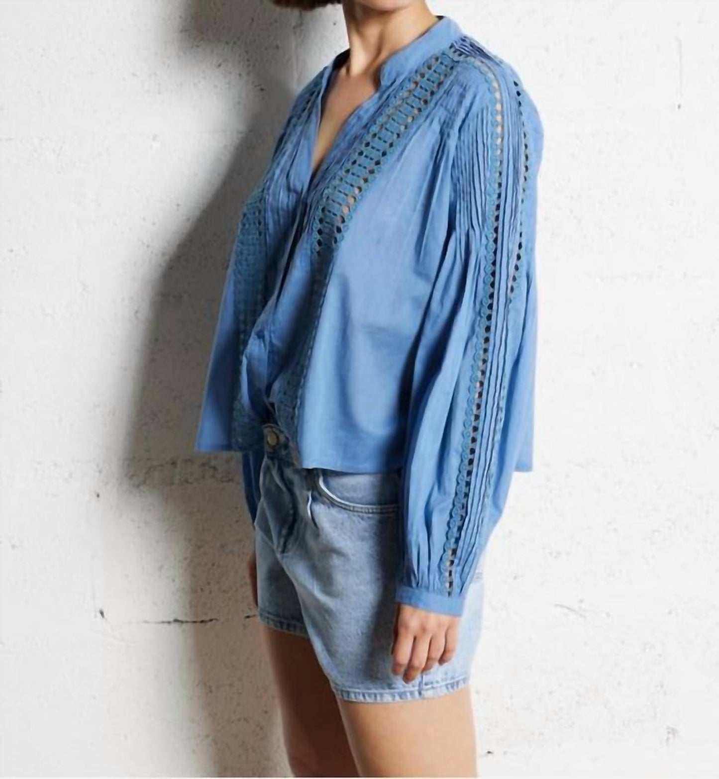 Berenice - Chemise Brodie Balloon Blouse