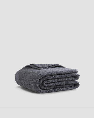 Sunday Citizen Snug Throw  Black