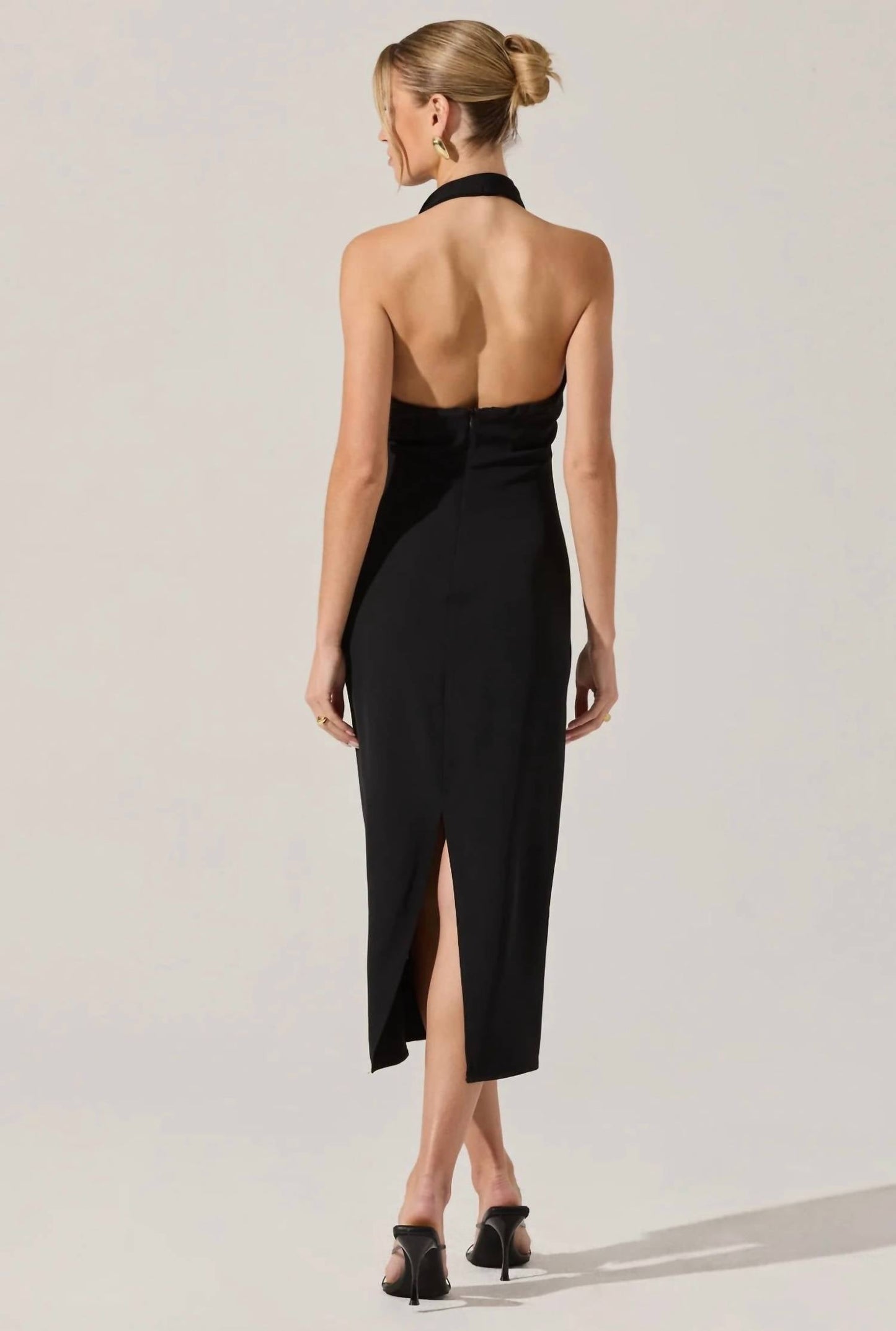 Astr - Alanna Halter Cowl Neck Dress