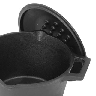 Bayou Classic 2.5 Quart Cast Iron Covered Sauce Pot with Self-Basting Lid, Black