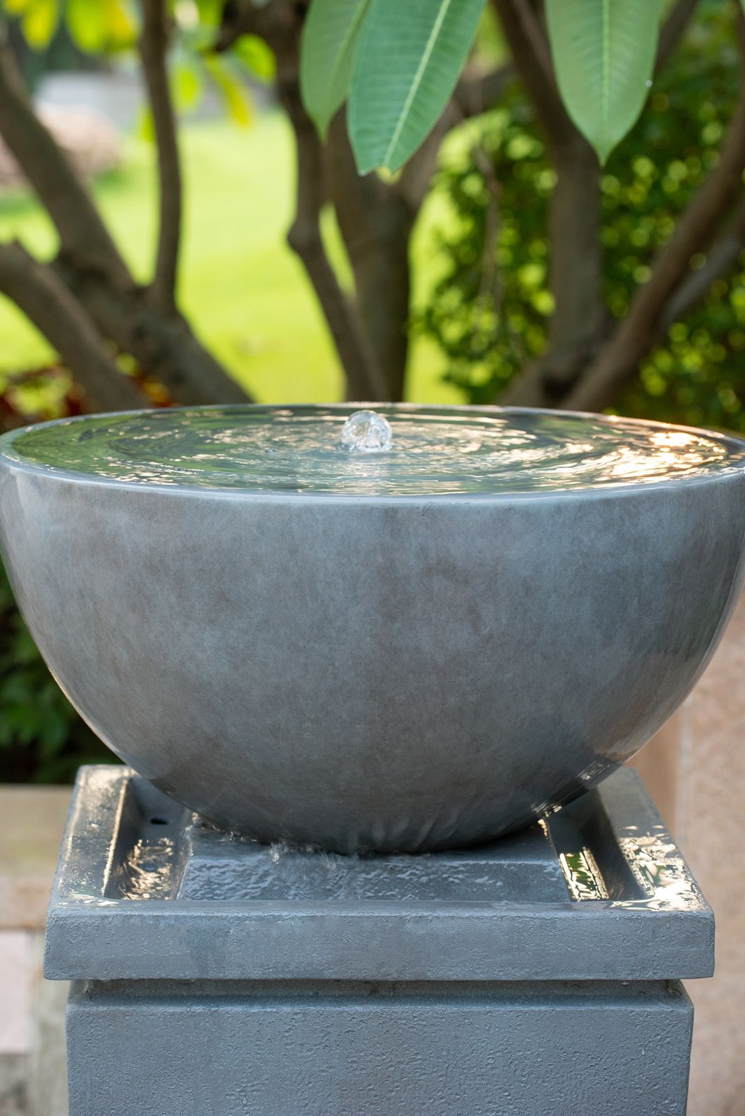 Zen Bowl Water Fountain Outdoor Bird Feeder and Garden Feature