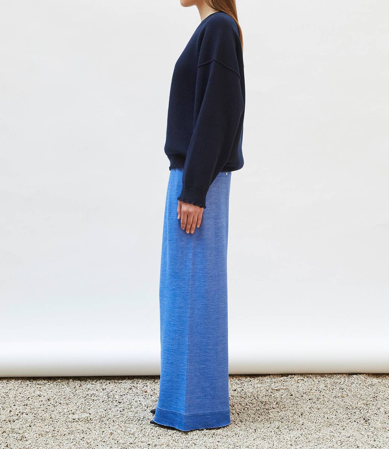 Molli - Loose Sweatshirt With Smocked Edgings