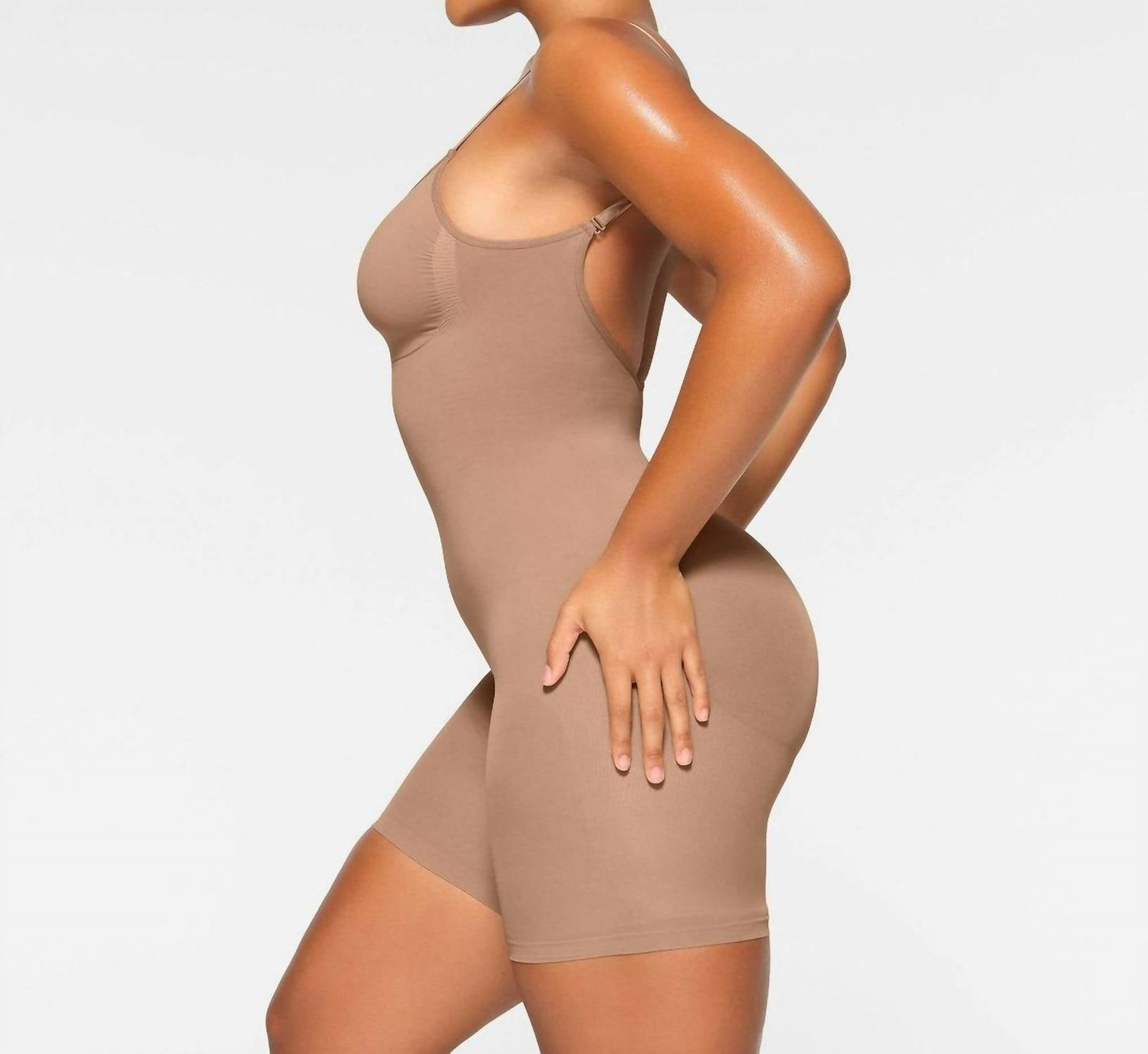 Skims - Seamless Sculpt Low Back Mid Thigh Bodysuit