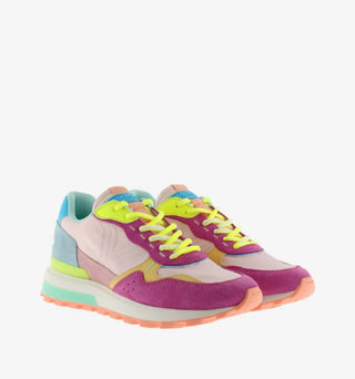 Victoria - Women's Luna Sneaker