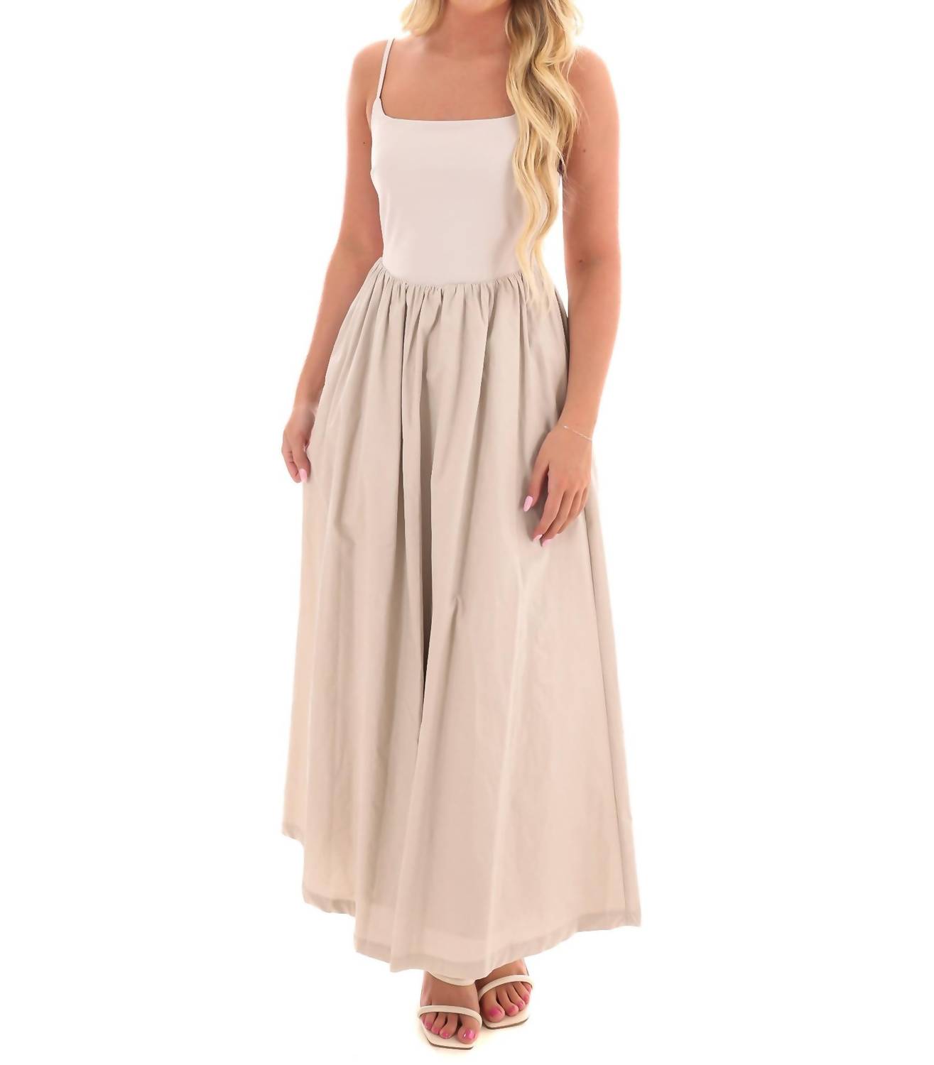 Listicle - Explore the City Midi Dress