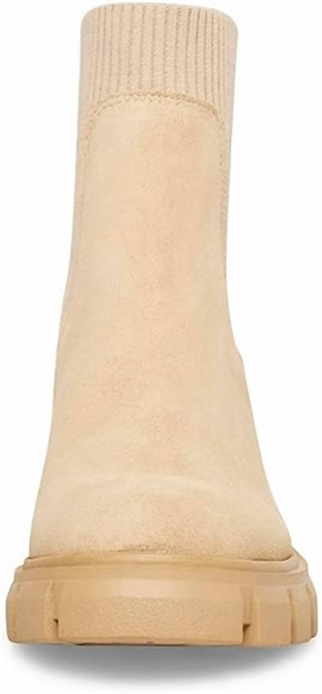 Steve Madden - Women's Hayle Lug Heel Pull On Rounded Toe Fashion Ankle Boots