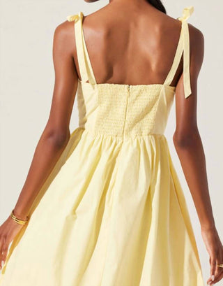 Astr - Helia Bow Front Midi Dress