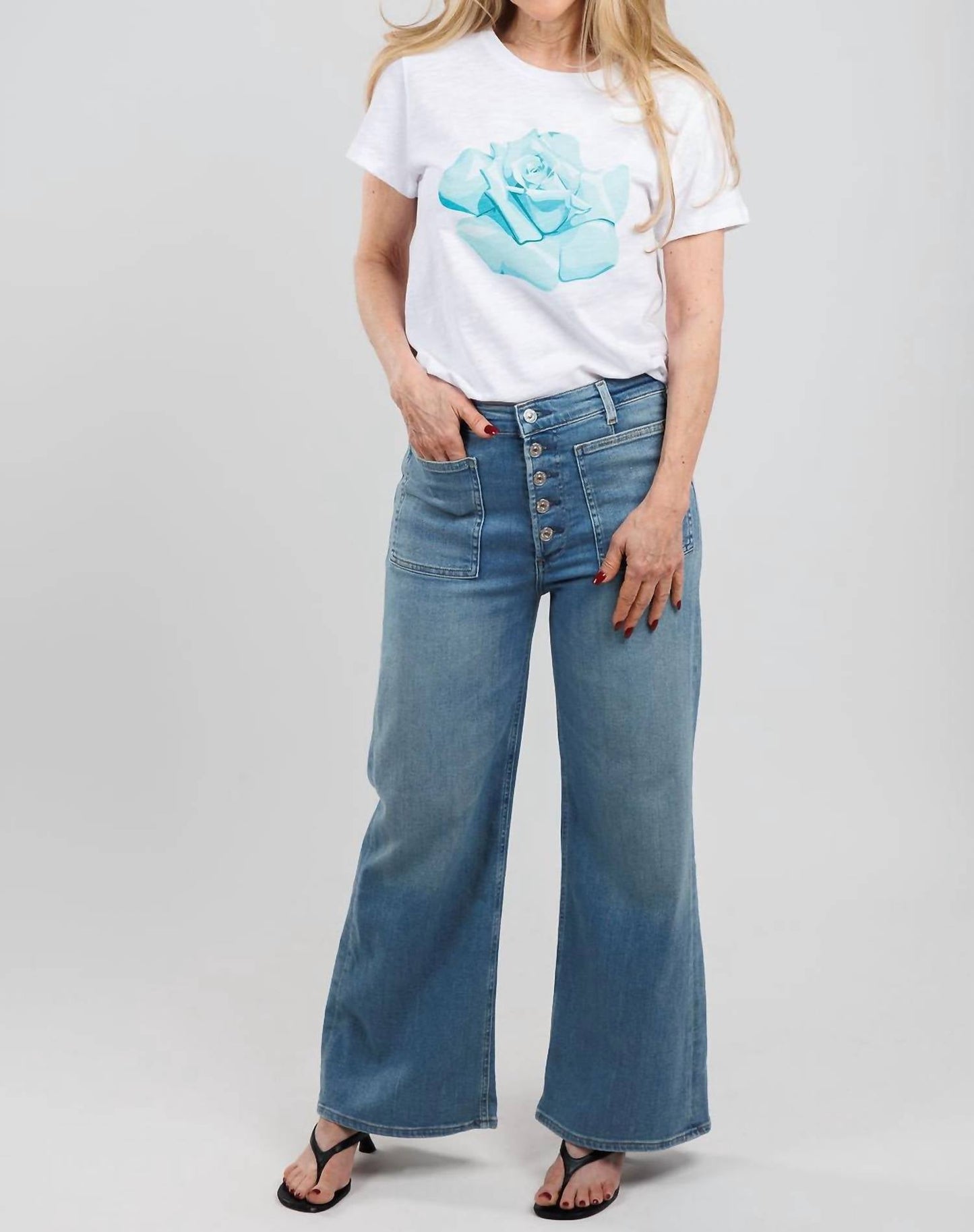 Elliott Lauren - Rambling Rose Graphic Tee