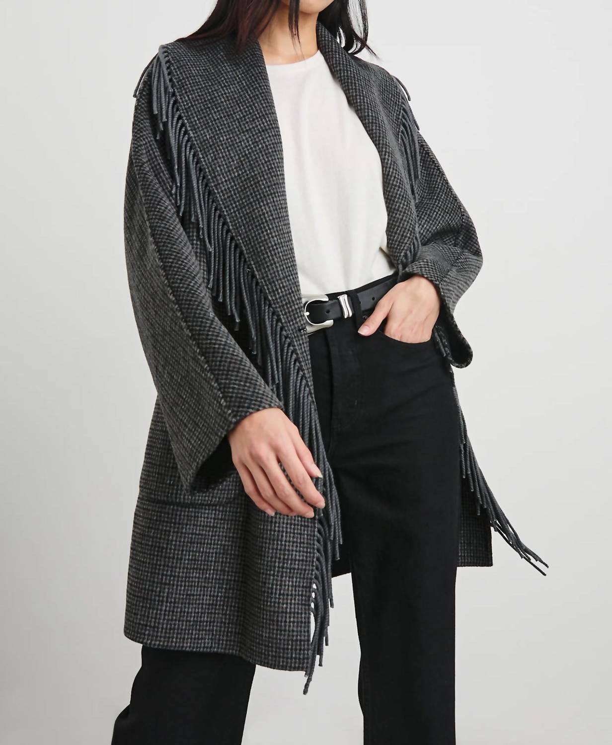 Rails - Hugo Coat
