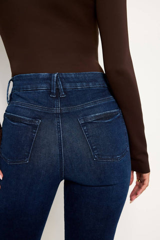 Good American - Always Fits Good Curve Straight Jeans