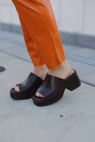 Chocolat Blu - Women's Helia Peep Toe Platform Slide