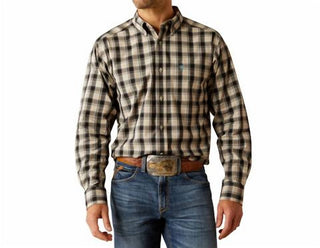 Ariat - Garrett Long Sleeve Classic Plaid Shirt
