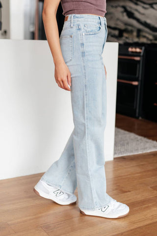 Judy Blue - High Rise Control Top Straight Jeans