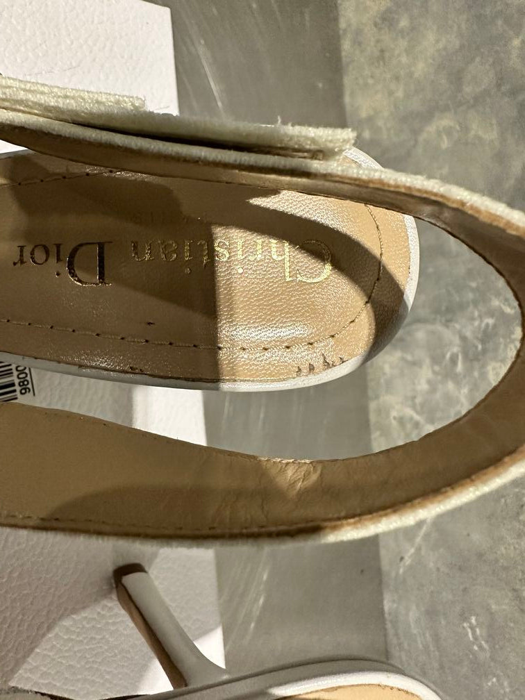 Christian Dior Women's Street Style Elegant Style Logo Pointed Toe Pumps & Mules White Size 6
