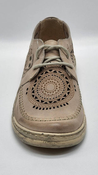 Kcr Group - Women's Timeless Low-Top Leather Shoes