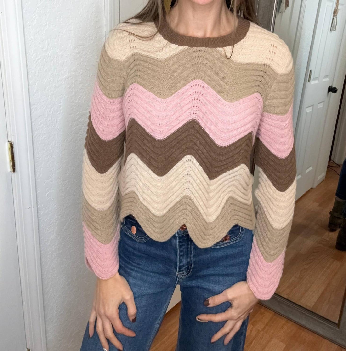 Anniewear - Tawanda Chevron Pullover Sweater