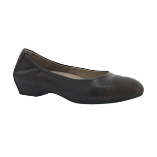 Dansko - WOMEN'S LISANNE BURNISHED NUBUCK SHOES