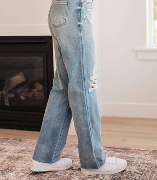 Judy Blue - High Rise Rigid Magic Destroyed Straight Jeans