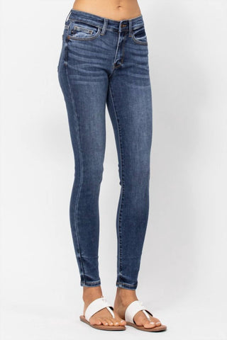 Judy Blue - Women's Core Mid-rise Skinny