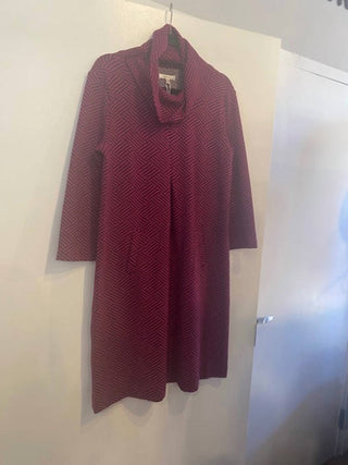 Tyler Boe - Women's Geometric Print Knit Cowl Neck Shift Dress