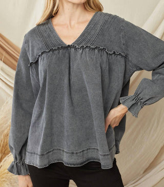 Entro - Ruffled V-neck Top