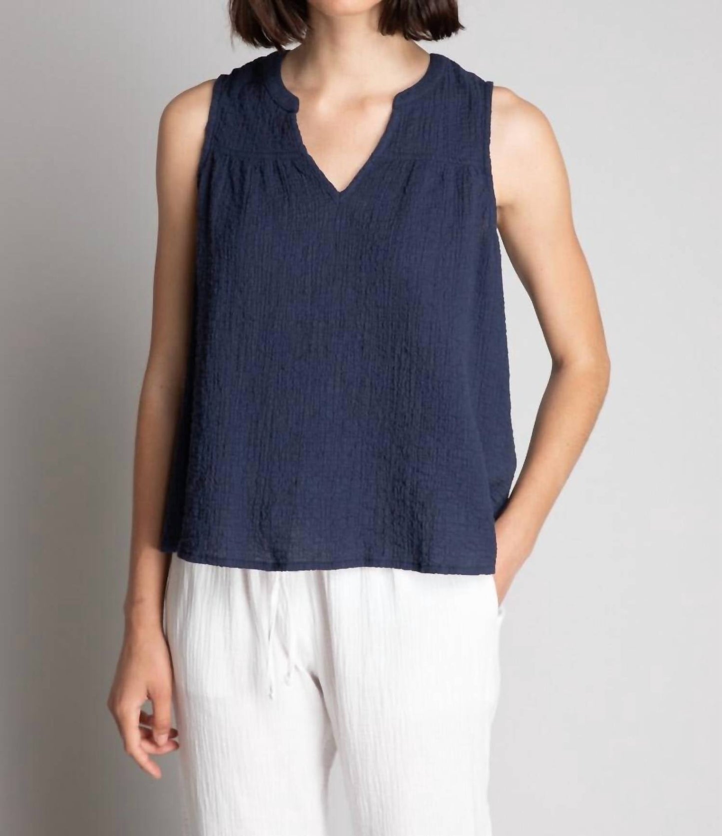 124 Voltaire - Breezy Sleeveless Top