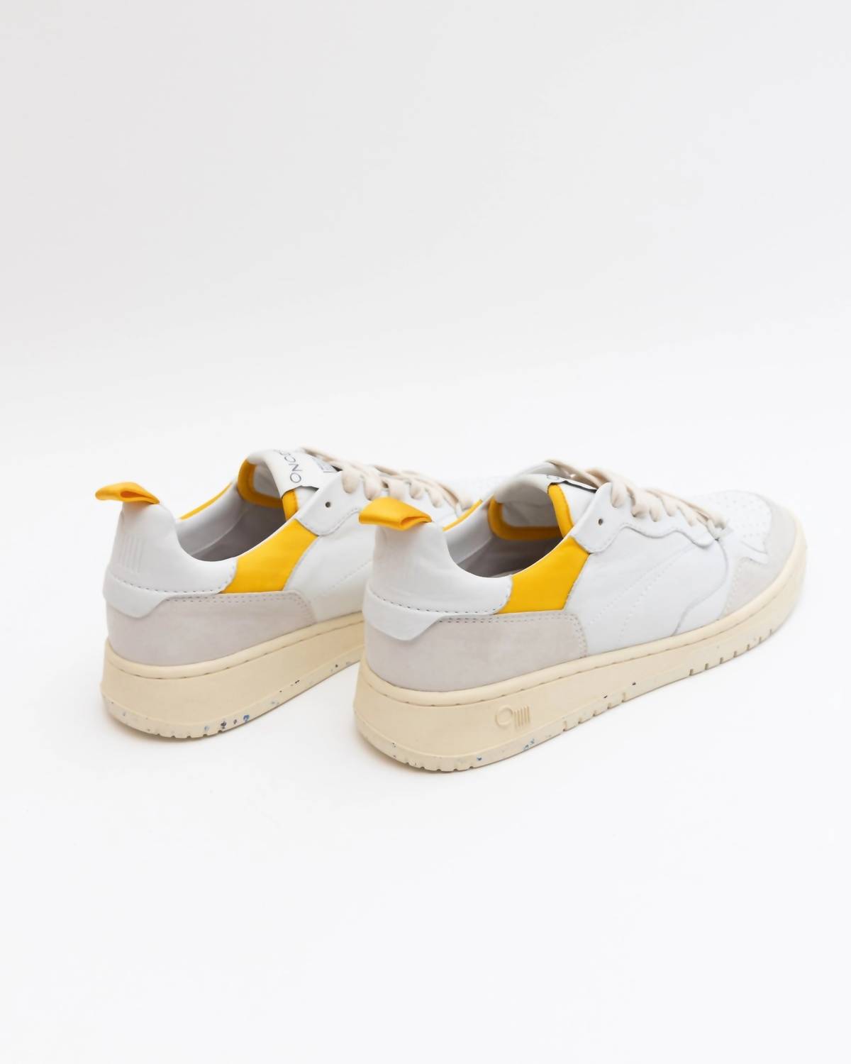 Oncept - Women's Phoenix Retro Sneaker