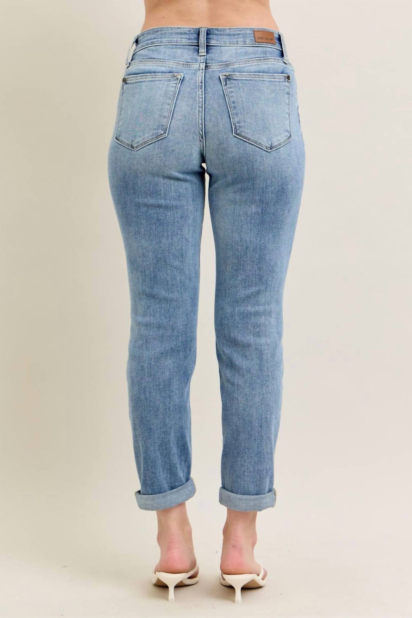 Judy Blue - Midrise Boyfriend Jeans