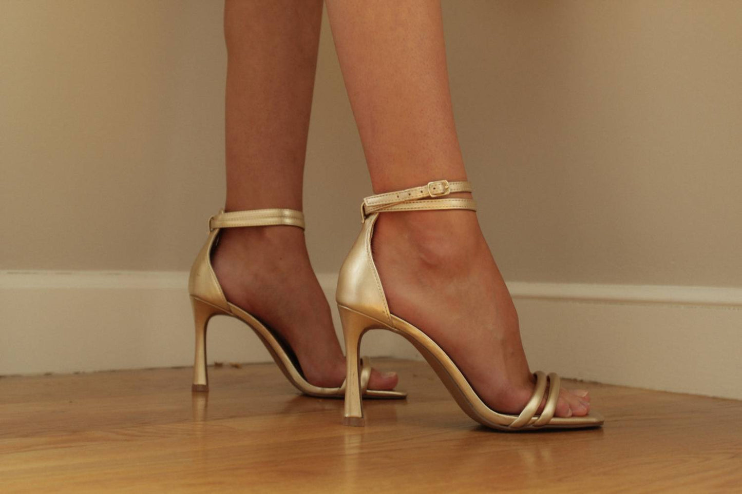Chinese Laundry - Jasmine Metallica Sandal