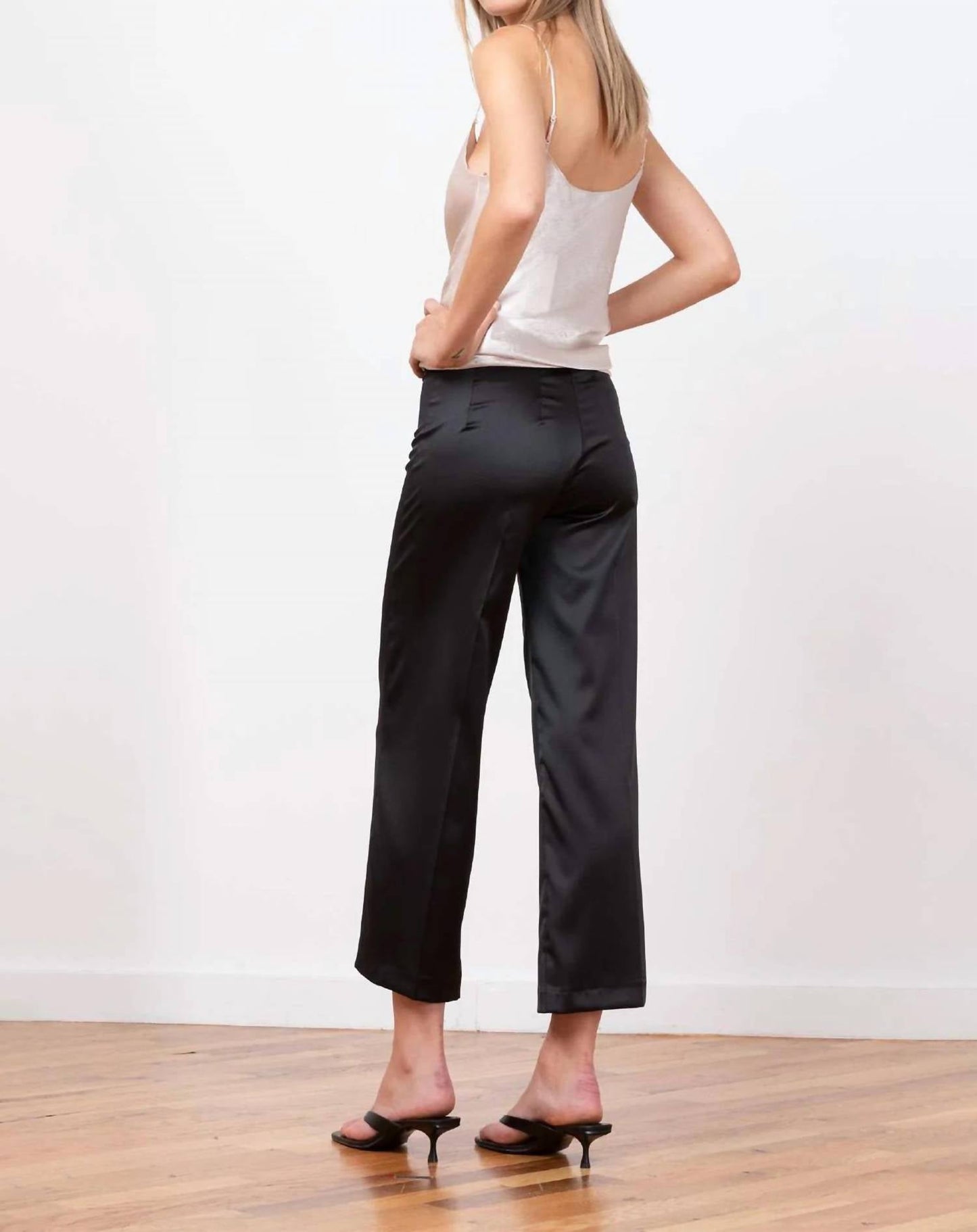 Avenue Montaigne - Alex Pull On Wide Leg Pants