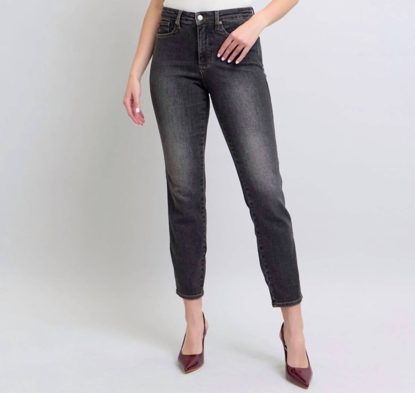 Judy Blue - Mid Rise Washed Tummy Control Slim Jeans