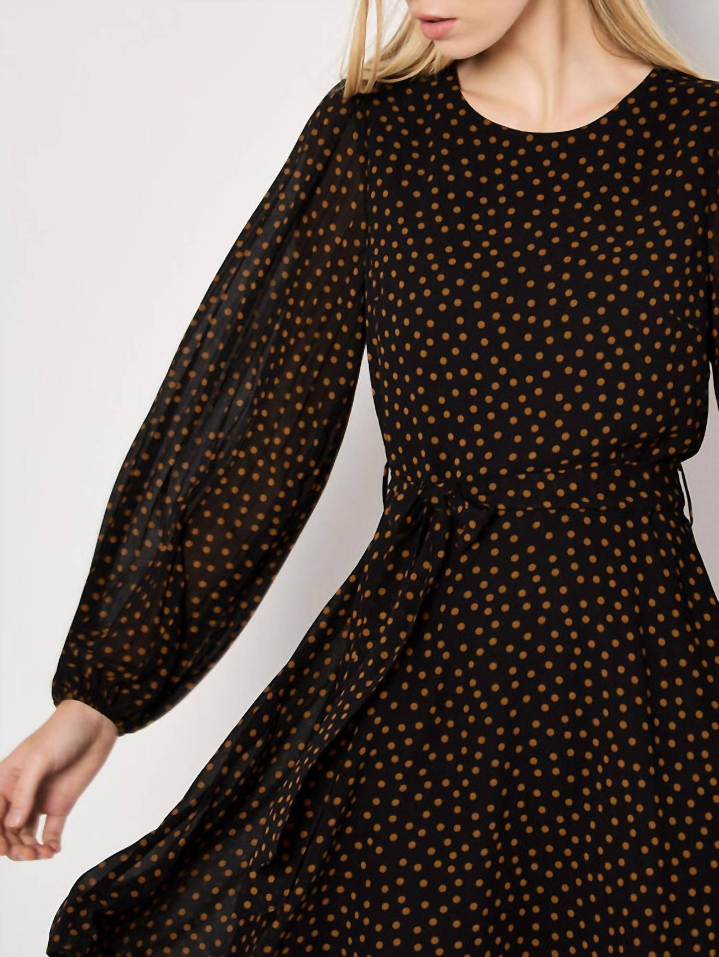 Apricot - PLEATED SLEEVE POLKADOT DRESS