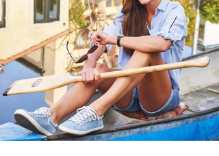 Taos - Women's Star Canvas Casual Sneakers