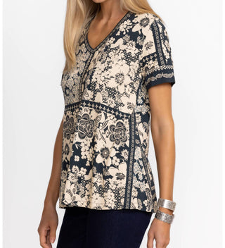 Johnny Was - THE JANIE FAVORITE SHORT SLEEVE V-NECK SWING TEE