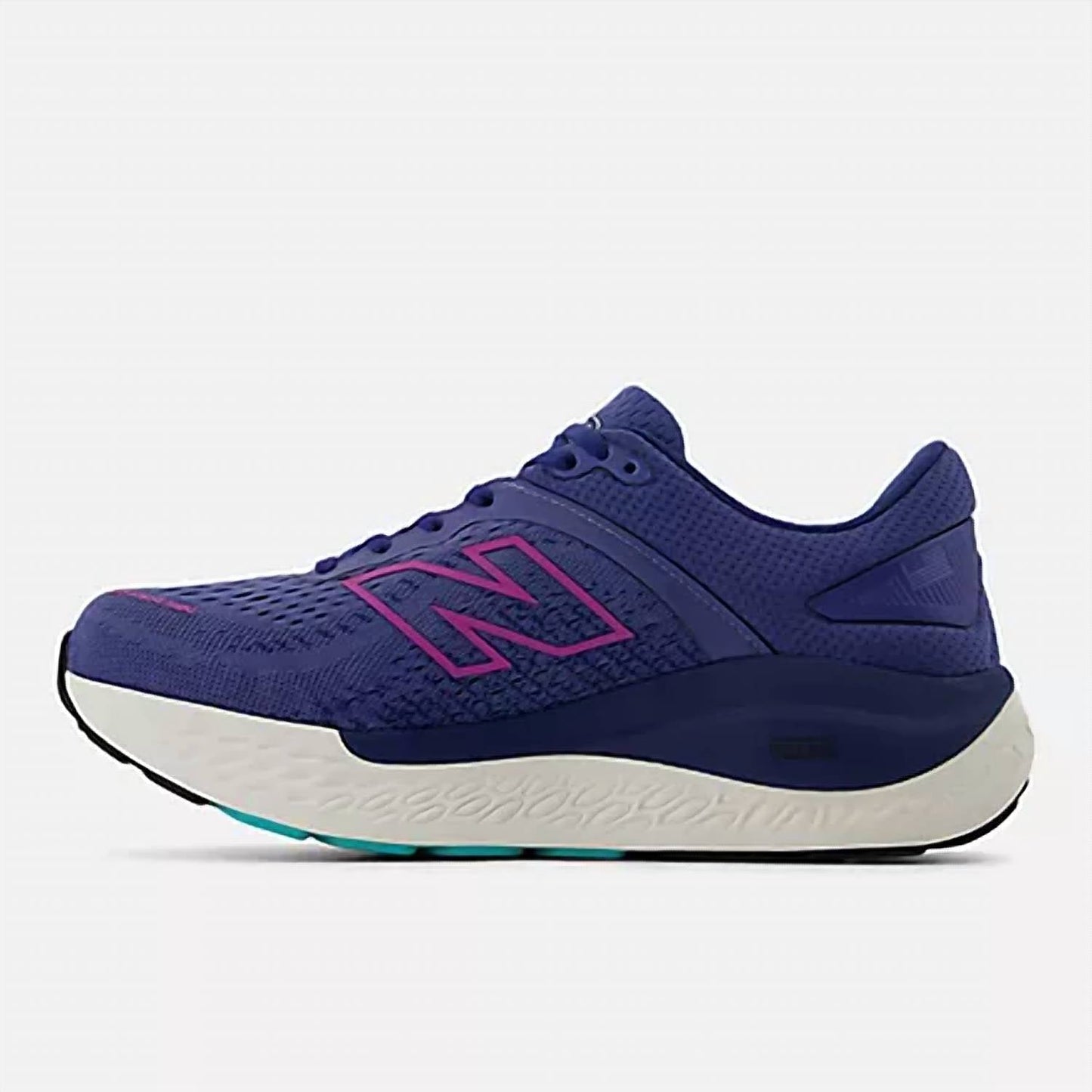 New Balance - Women's 1540v4 Sneakers