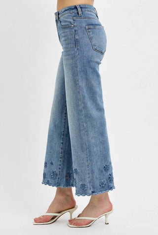 Risen - Crop Wide Cut Out Detail Jeans