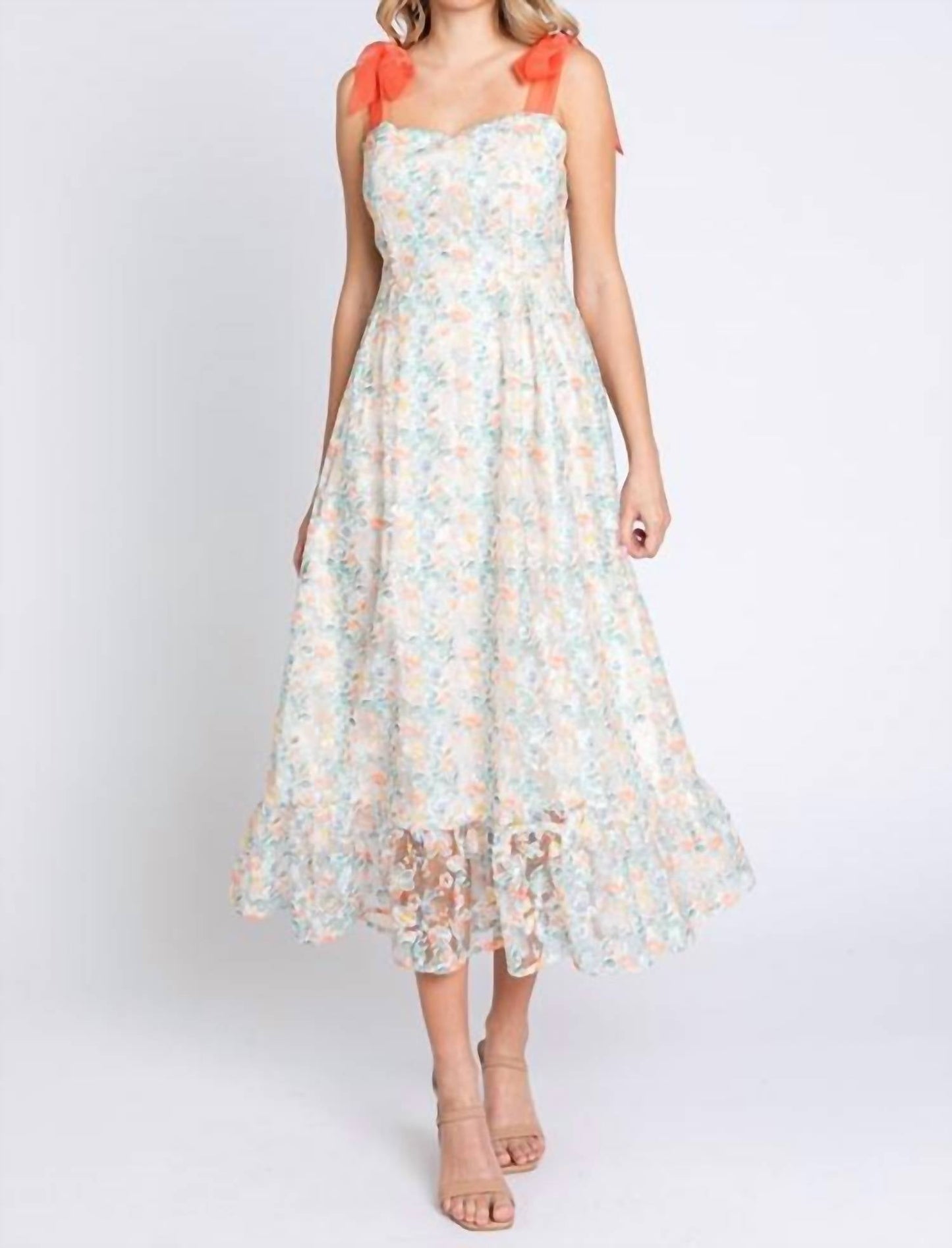 Lovelo - Floral Embroidered Midi Dress