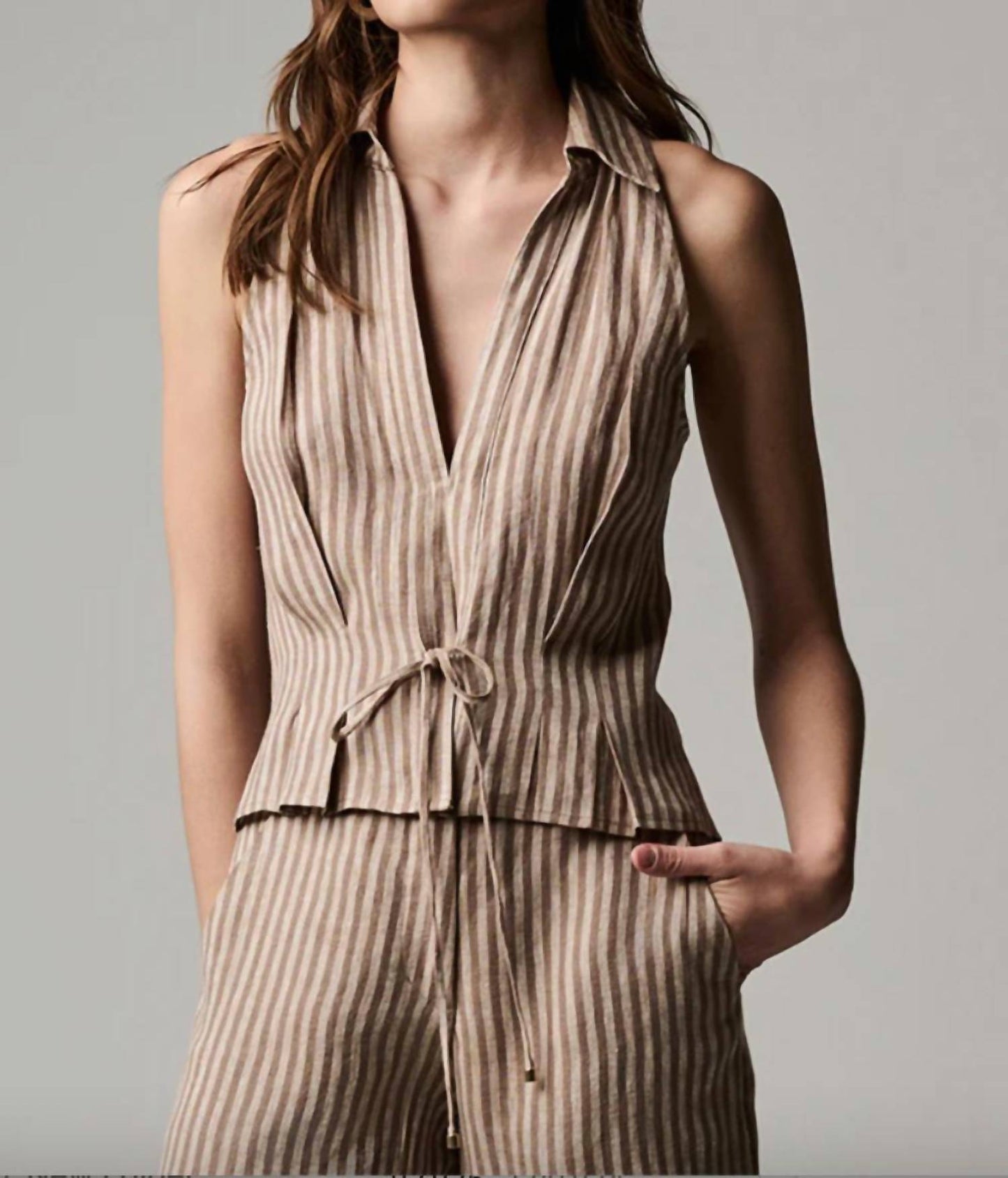 Hevron - Sloan V-neck Sleeveless Vest