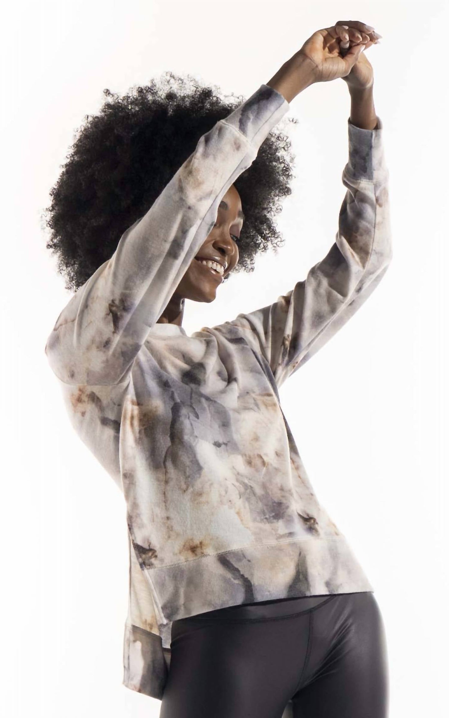 Playground - Soft Dreamy Dye Hi-lo Sweatshirt