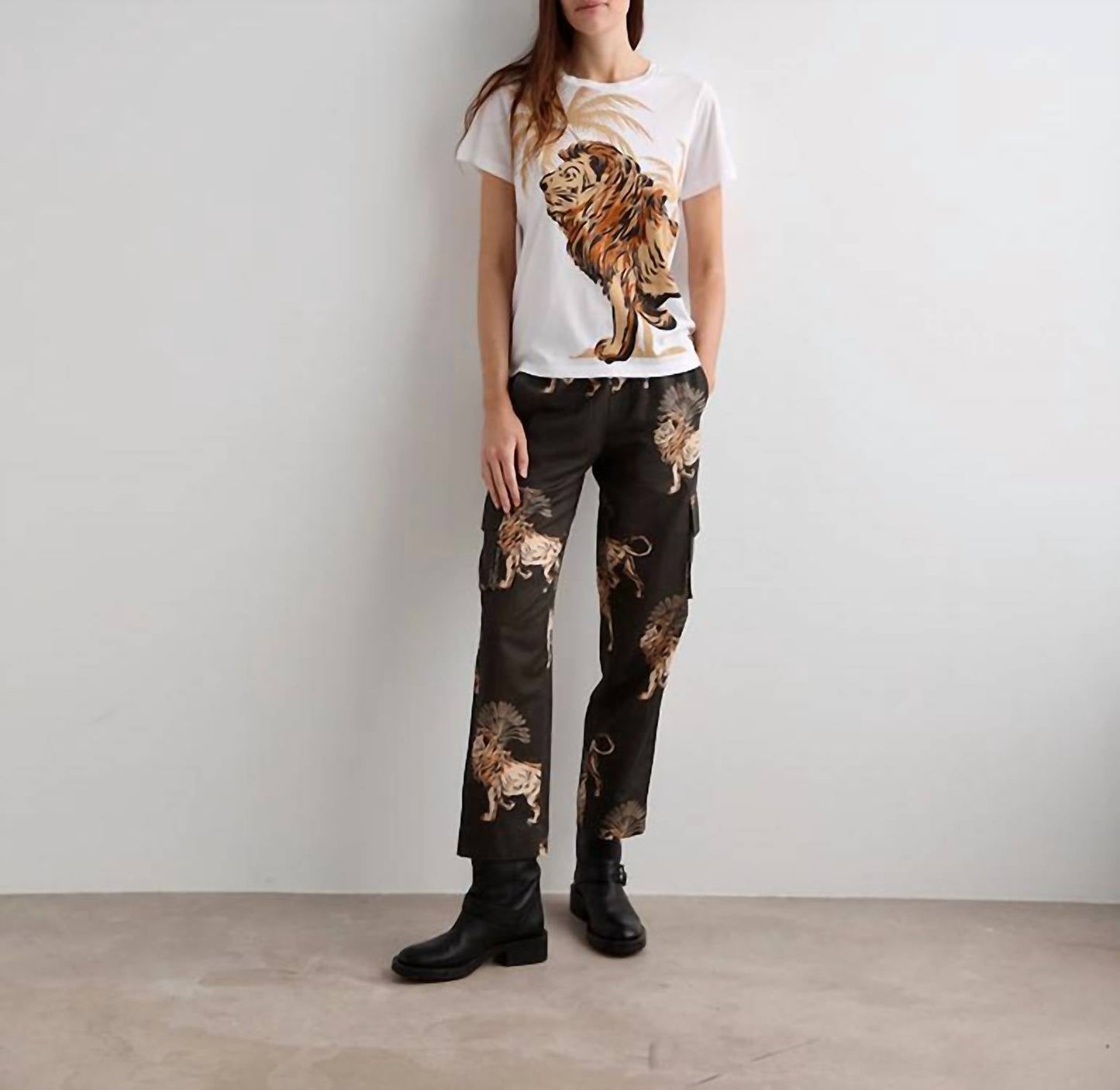 Las Sureñas - Lion Palms T-shirt