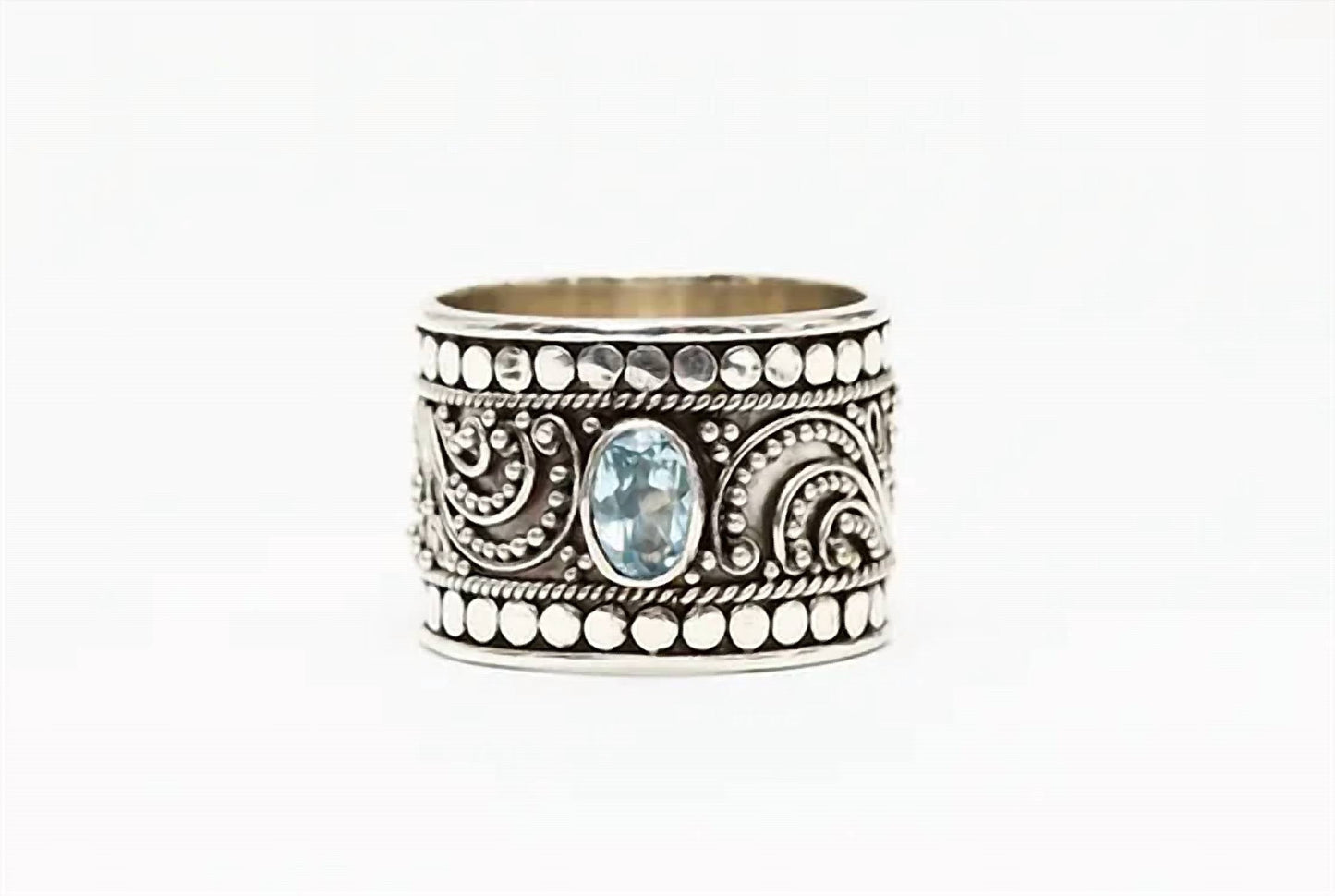 Avenue Chic - Women's Royal Paisley Ring