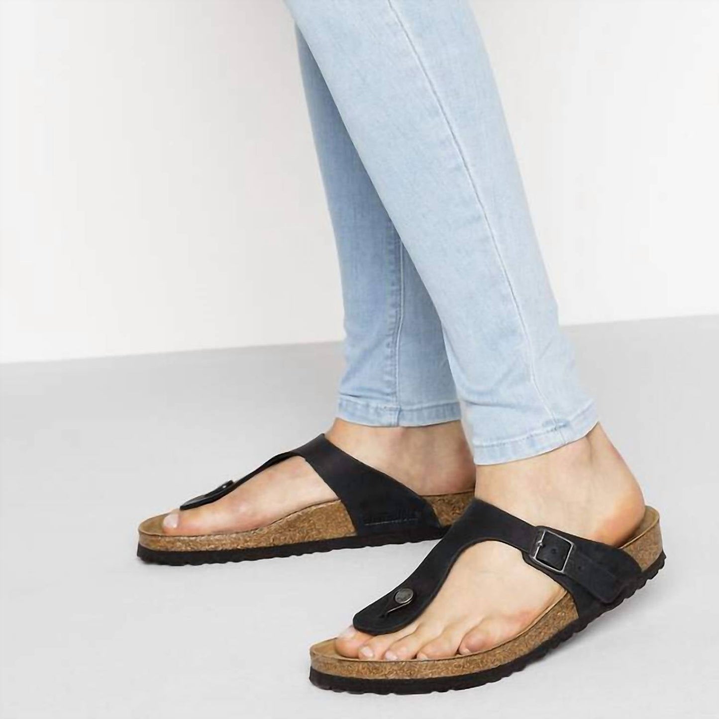 Birkenstock - Women's Gizeh Sandal