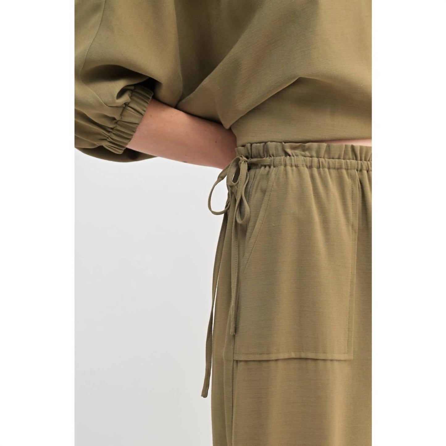 Fun 2 Fun - Ruffle Waist Pants