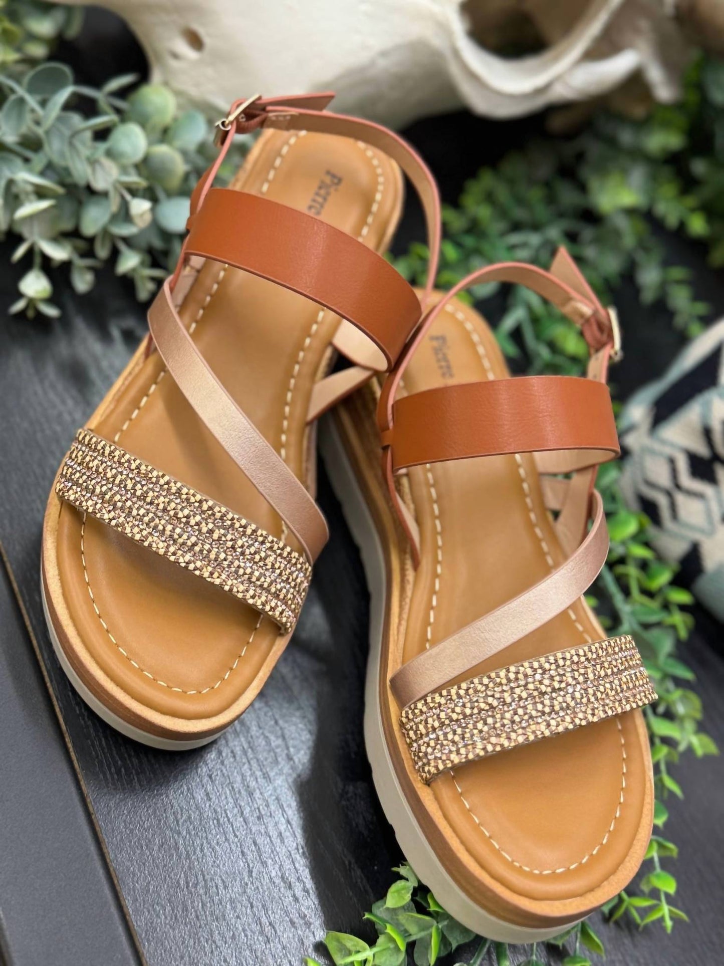 Pierre Dumas - Women's Patch Sandals