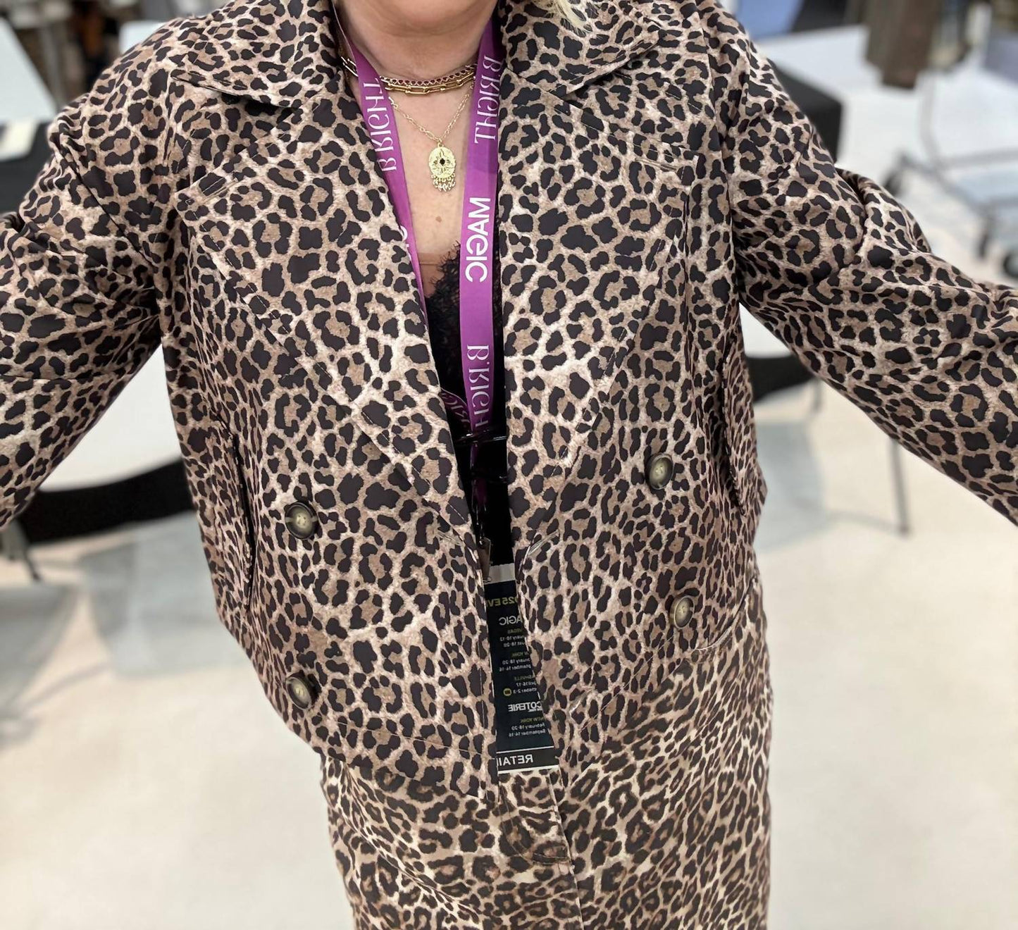 26 International - Weekend Chic Cheetah Trench