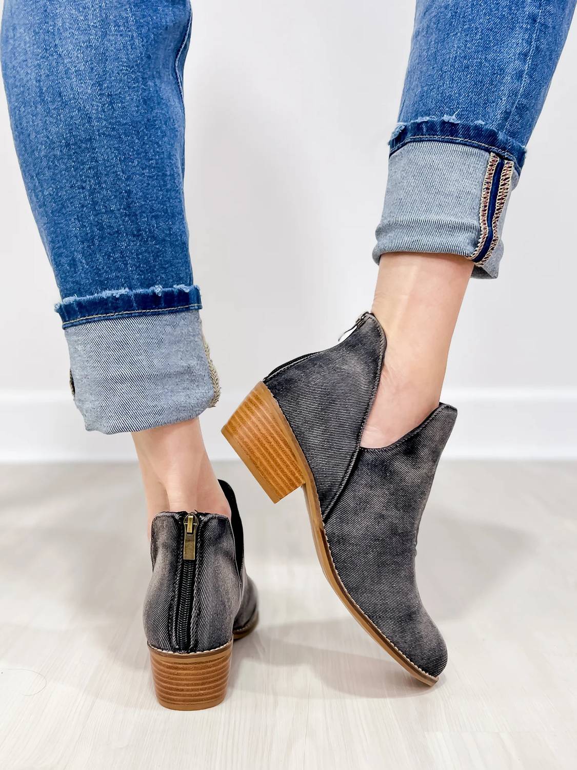 Corkys Footwear - Women's Vanish Washed Boots