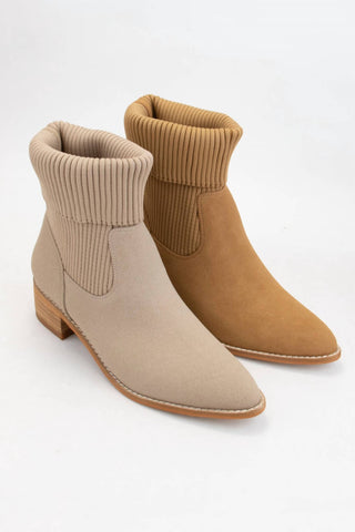 Ccocci - Women's Karen Pointed Toe Sock Booties