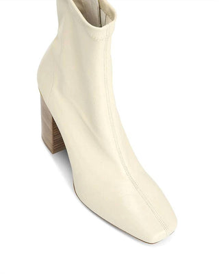 Chloe - Women's Ambre Boot