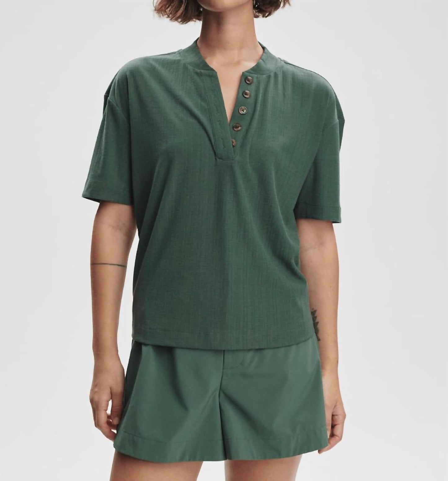 Varley - Kasey Mock Placket Rib Tee